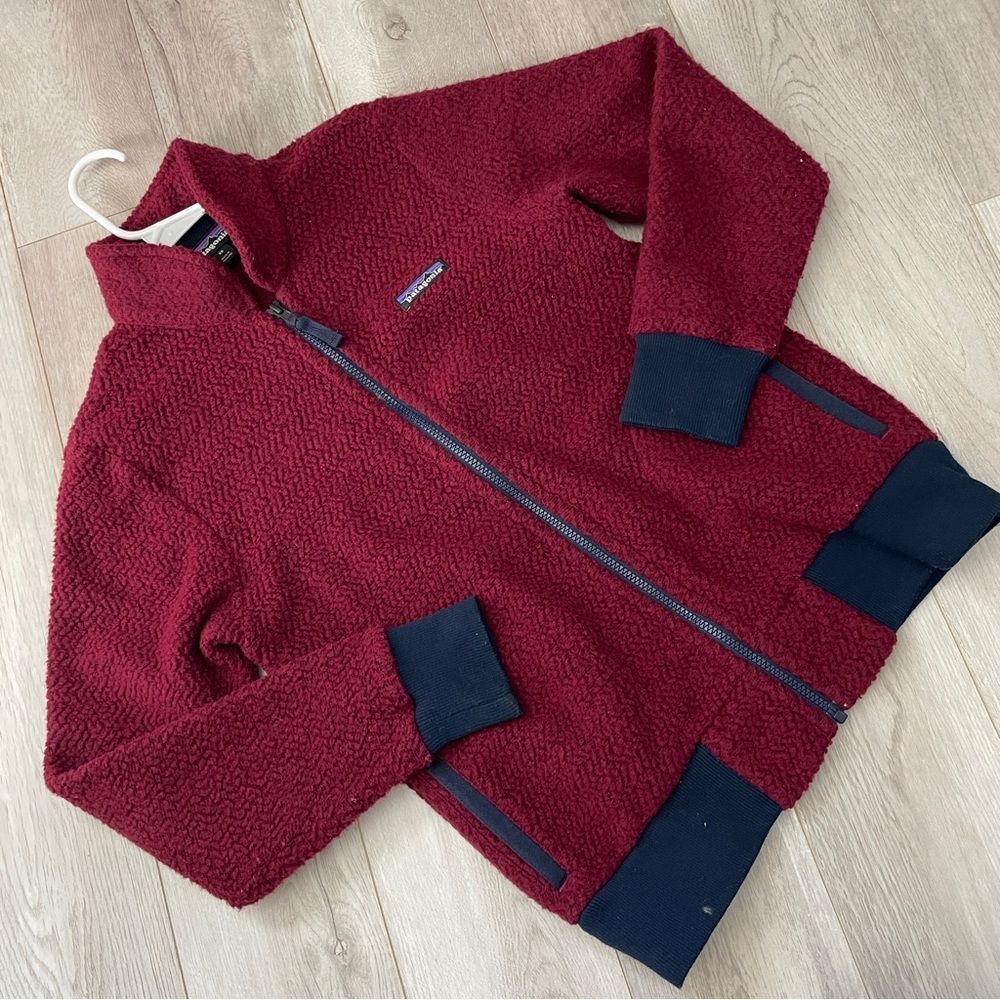 Patagonia Fleece Jacket woolyester collard full zip womens Burgundy Red (xsmall)
